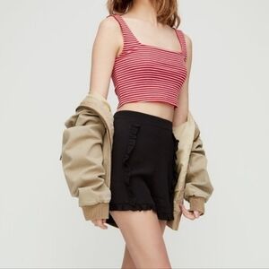 🌞Aritzia Sunday Best Gemma Black Ruffled Shorts Size 4